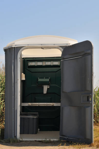 Portable Toilet Options We Offer in Little Ferry, NJ
